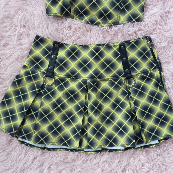 Dolls kill Vile & Enchanted plaid mini skirt set- widow goth corset SOLD OUT! - Picture 6 of 13